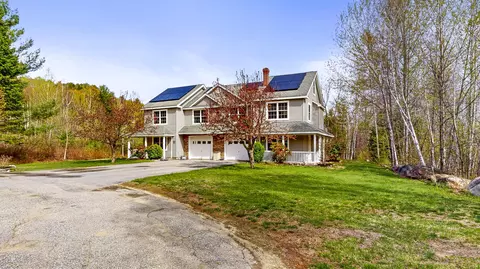 25 Sunrise Dr, Paris, ME 04281