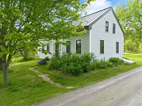 44 Stanley Hill Rd, China, ME 04358