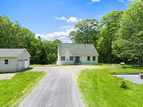 476 Smithfield Rd, Oakland, ME 04963