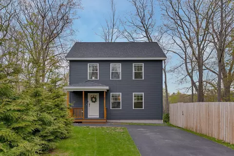 87 Chesley Ave, Portland, ME 04103
