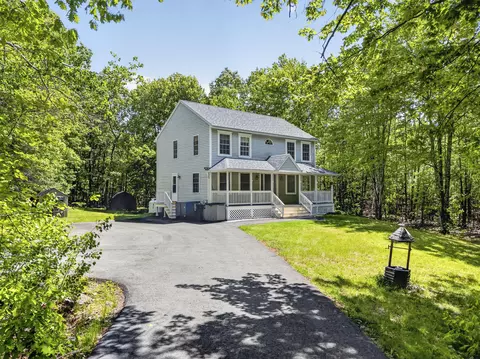12 Danylle Dr, Limington, ME 04049