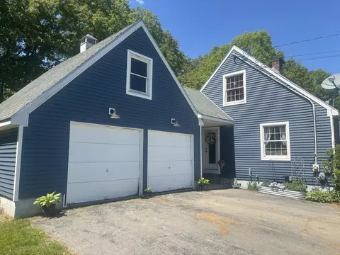 20 Rowdy Ln, Burnham, ME 04922
