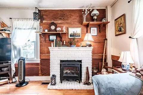 Living - 80 Spinney Mill Rd, Arrowsic, ME 04530 photo 3 of 3