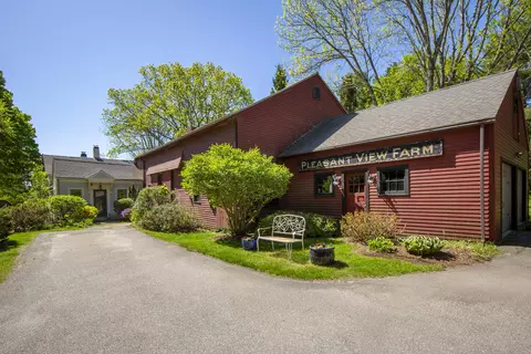 120 Barnestown Rd, Camden, ME 04843
