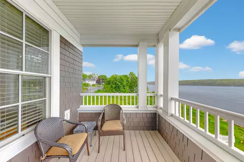 Exterior - 285 Front St #302, Bath, ME 04530 photo 4 of 7