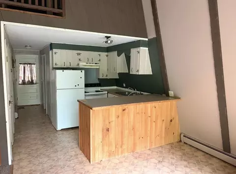 76 Neck Rd, China, ME 04358
