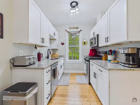 Kitchen - 60 Berrys Mill Rd, West Bath, ME 04530 photo 4 of 7