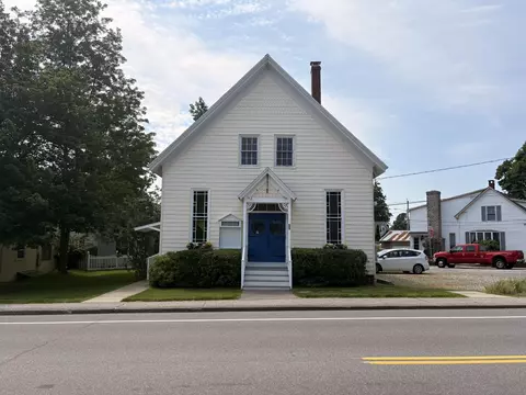 57 Saco Ave, Old Orchard Beach, ME 04064