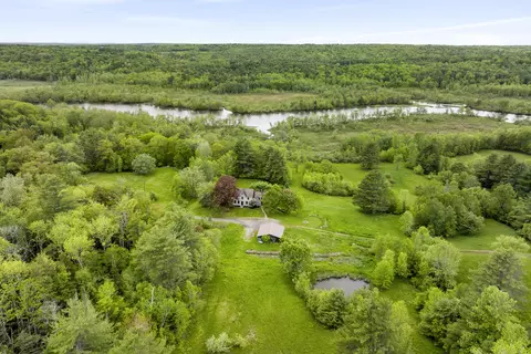 320 E Pittston Rd, Dresden, ME 04342