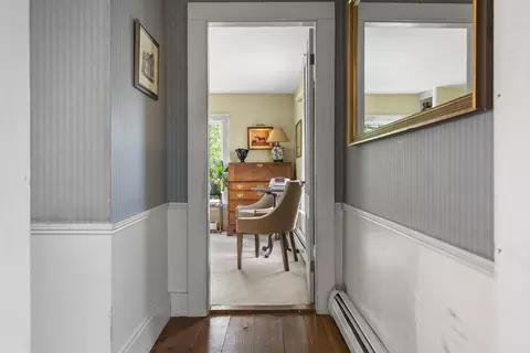 Entry Way - 320 E Pittston Rd, Dresden, ME 04342 photo 9 of 10