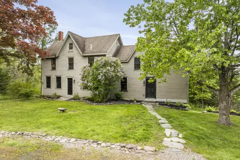 Exterior - 320 E Pittston Rd, Dresden, ME 04342 photo 2 of 8