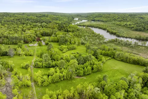 View/Area - 320 E Pittston Rd, Dresden, ME 04342 photo 2 of 4