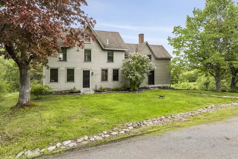 Exterior - 320 E Pittston Rd, Dresden, ME 04342 photo 1 of 8