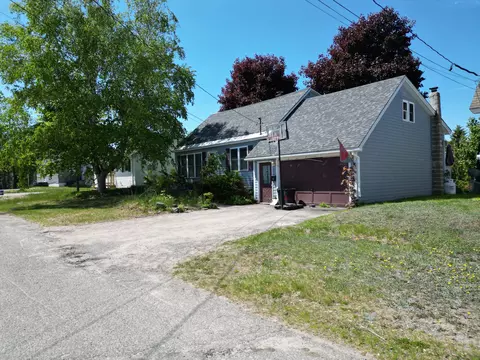 Exterior - 42 Waldo St, Millinocket, ME 04462 photo 6 of 6