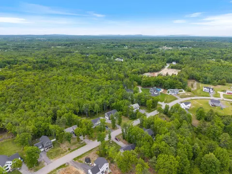 View/Area - 25 Leonards Way, Windham, ME 04062 photo 6 of 10