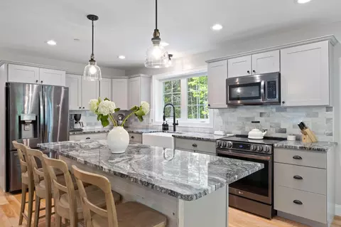Kitchen - 25 Leonards Way, Windham, ME 04062 photo 1 of 7