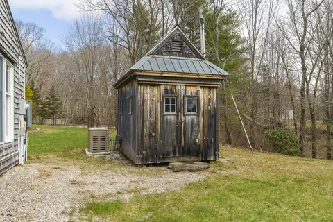 Exterior - 49 Desert Rd, Freeport, ME 04032 photo 8 of 19