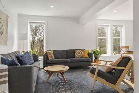 Living - 49 Desert Rd, Freeport, ME 04032 photo 1 of 1