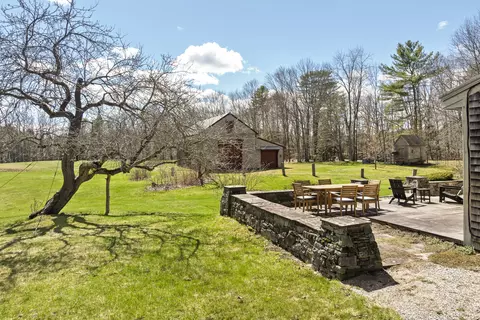 Exterior - 49 Desert Rd, Freeport, ME 04032 photo 17 of 19