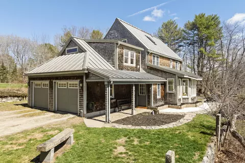 Exterior - 49 Desert Rd, Freeport, ME 04032 photo 6 of 19
