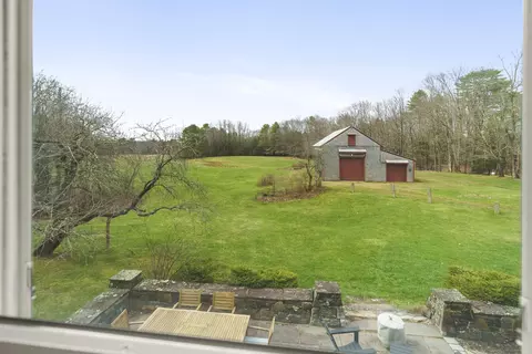 Exterior - 49 Desert Rd, Freeport, ME 04032 photo 11 of 19