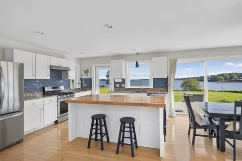 Kitchen - 85 River Rd, Cushing, ME 04563 photo 5 of 5