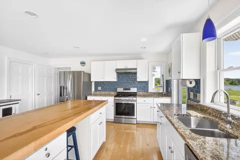 Kitchen - 85 River Rd, Cushing, ME 04563 photo 2 of 5