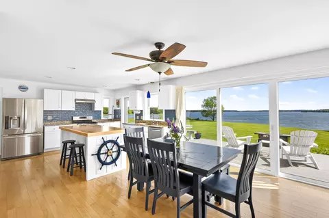 Dining - 85 River Rd, Cushing, ME 04563 photo 1 of 3