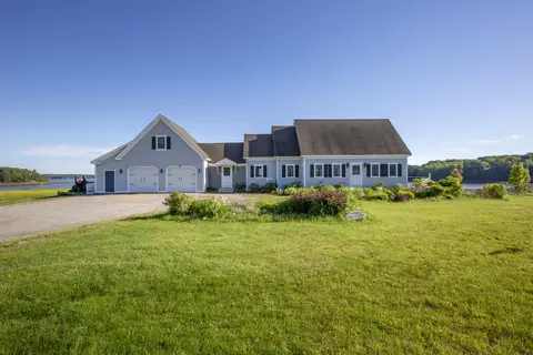 Exterior - 85 River Rd, Cushing, ME 04563 photo 3 of 5