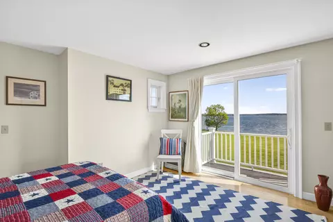 Bedroom - 85 River Rd, Cushing, ME 04563 photo 7 of 12
