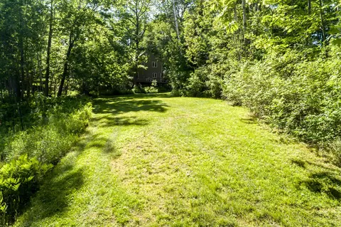 Exterior - 15 Cushing Briggs Rd, Freeport, ME 04032 photo 10 of 11