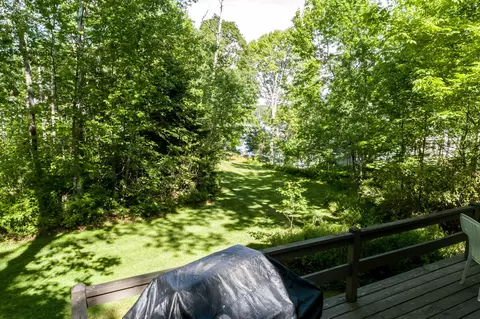 Exterior - 15 Cushing Briggs Rd, Freeport, ME 04032 photo 6 of 11