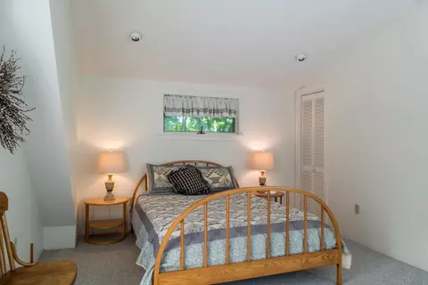 Bedroom - 15 Cushing Briggs Rd, Freeport, ME 04032 photo 3 of 14