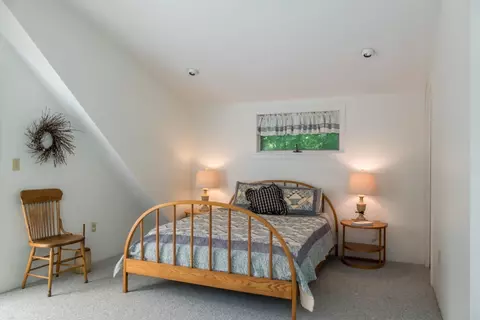 Bedroom - 15 Cushing Briggs Rd, Freeport, ME 04032 photo 1 of 14