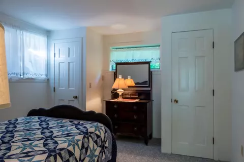 Bedroom - 15 Cushing Briggs Rd, Freeport, ME 04032 photo 6 of 14