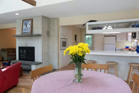 Dining - 15 Cushing Briggs Rd, Freeport, ME 04032 photo 1 of 4