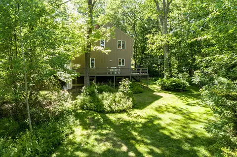 Exterior - 15 Cushing Briggs Rd, Freeport, ME 04032 photo 1 of 11