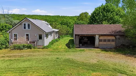 66 Farmington Rd, Strong, ME 04983