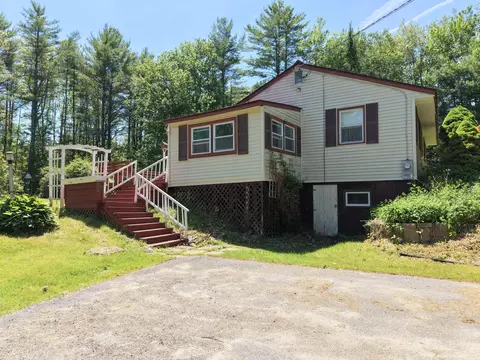 157 Kelley Rd, Pittston, ME 04345