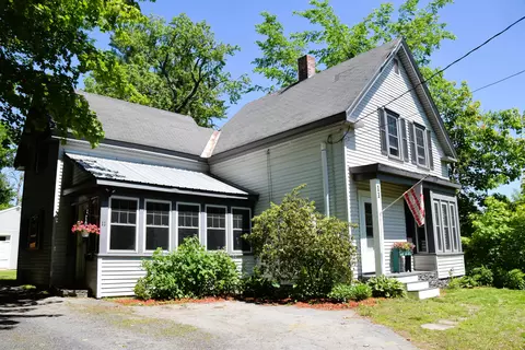 11 Bridge St, Skowhegan, ME 04976