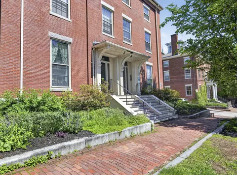169 Danforth St #5, Portland, ME 04102