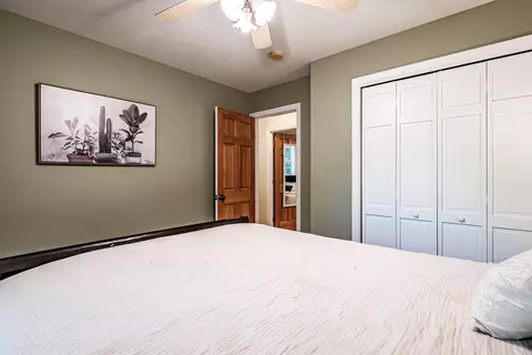 Bedroom - 564 Maple Ridge Rd, Harrison, ME 04040 photo 3 of 6