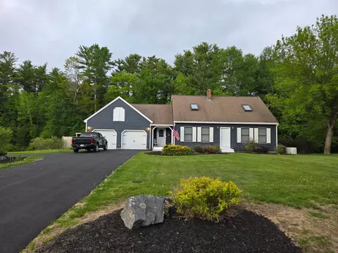 18 Frances Dr, Hampden, ME 04444