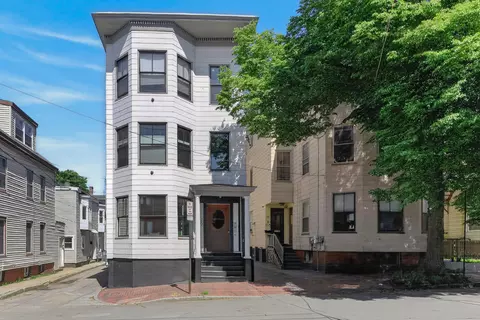 20 Dow St #1, Portland, ME 04102