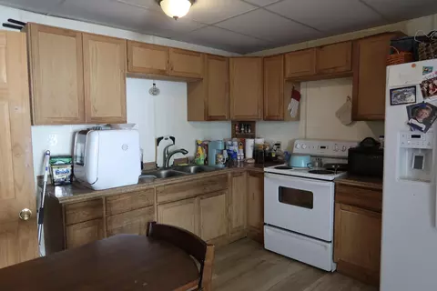 Kitchen - 2 Debras Pl, Augusta, ME 04330 photo 2 of 3