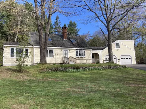 35 Libby Ave, Gorham, ME 04038