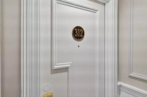 Entry Way - 302 Eddy Rd #312, Edgecomb, ME 04556 photo 1 of 1
