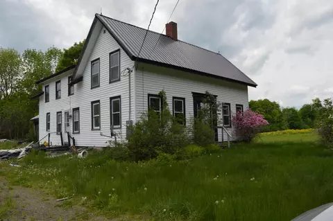 223 Webb Ridge Rd, Saint Albans, ME 04971