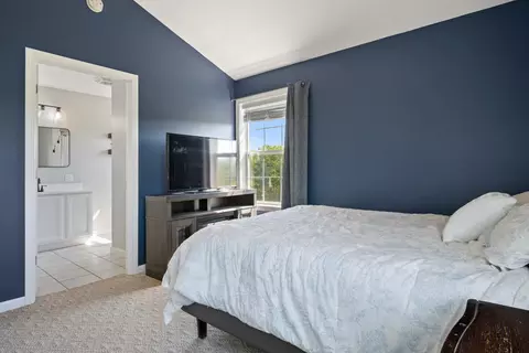 Bedroom - 4 Maefield Ln, Hudson, ME 04449 photo 1 of 4