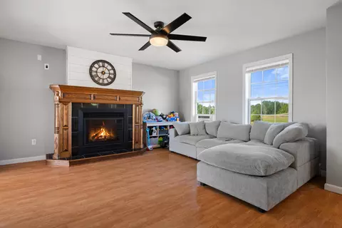 Living - 4 Maefield Ln, Hudson, ME 04449 photo 2 of 2